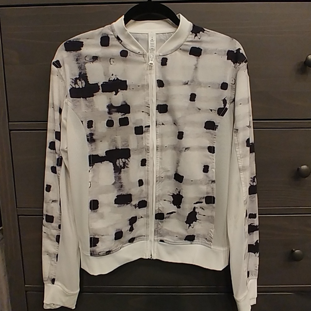 Euc Lululemon Jacket - image 1